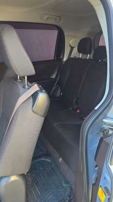 Toyota spade 2016 image 8