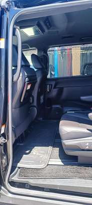 Toyota Noah WxB hybrid Black 2018 2wd image 5