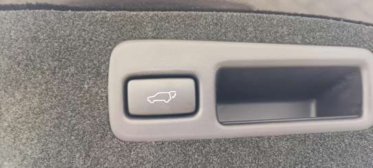 Toyota Harrier Premium black hybrid 2018 image 8