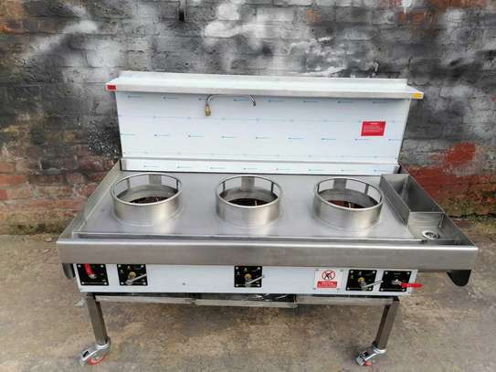 Heavy-Duty Stainless Steel Commercial Stove 3 Burners image 2