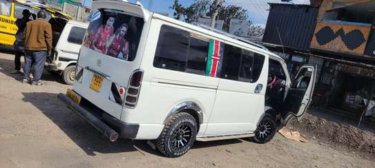 TOYOTA HIACE 7L 4WD image 8