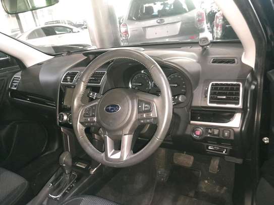 Subaru forester non turbo black 2016 image 8