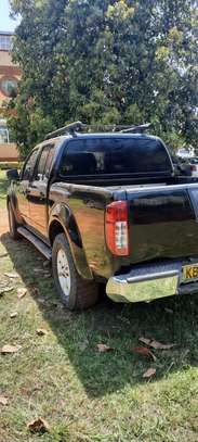 NISSAN NAVARA 2006 MODEL BLACK IN  MINT CONDITION image 8