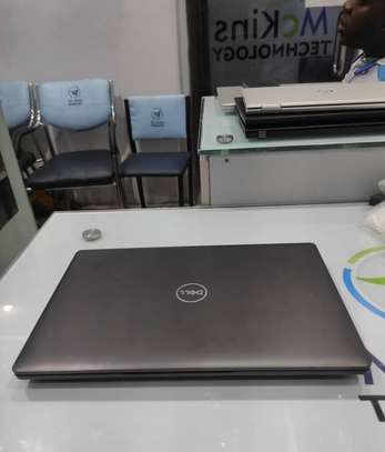 Dell Latitude 5400 image 3