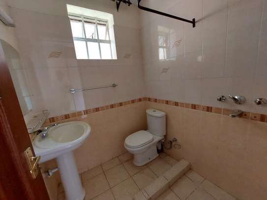 4 Bed Townhouse with En Suite at Muthangari Drive image 1