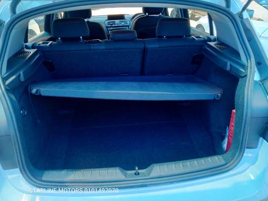 BMW 118i 2018 model image 6