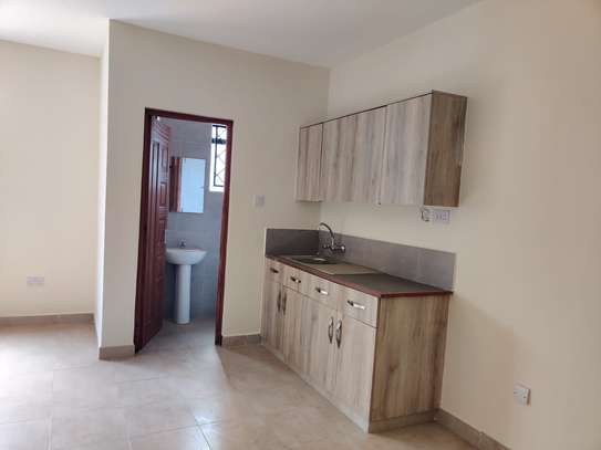 11,691 ft² Warehouse with Service Charge Included in Ruaraka image 5