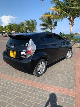 Toyota Aqua KDE image 1