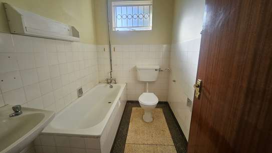 4 Bed House with Staff Quarters in Runda image 2