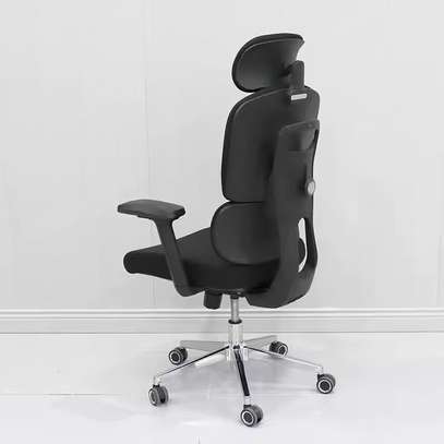 Full Fabric Office Chair image 4