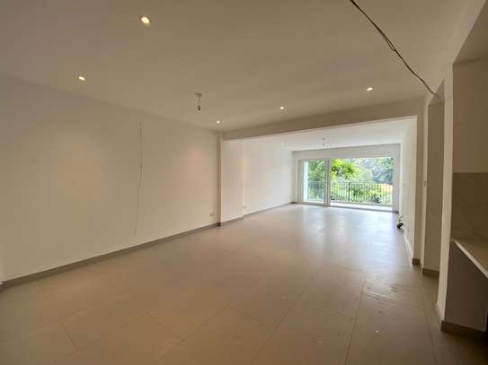 2 Bed Apartment with En Suite in General Mathenge image 5