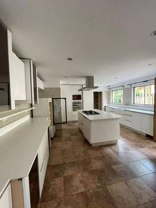 4 Bed House with En Suite in Muthaiga image 20