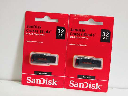 SanDisk Cruzer Blade 32GB USB 2.0 Flash Drive image 2