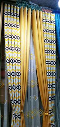 QUALITY  DOUBLE SIDED   CURTAINS AND SHEERS image 2