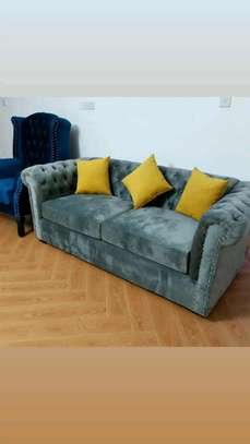 Chesterfield sofa image 1