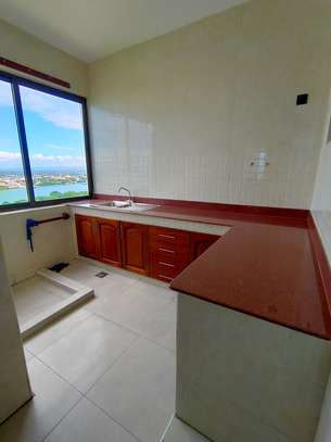 4 Bed Apartment with En Suite in Kizingo image 8