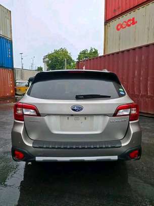 SUBARU OUTBACK image 1