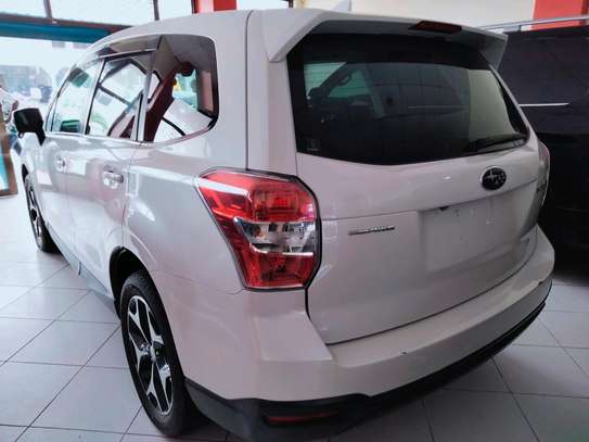 SUBARU FORESTER 2015 MODEL WITH SUNROOF.. image 2