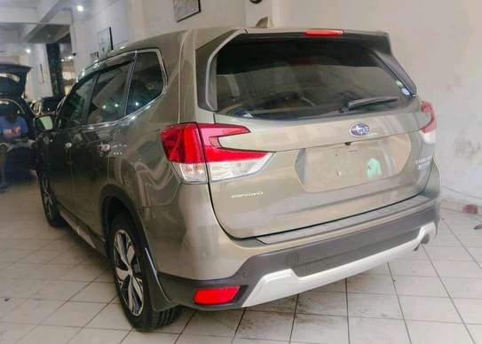 Subaru Forester E-boxer with sunroof 2018 image 12