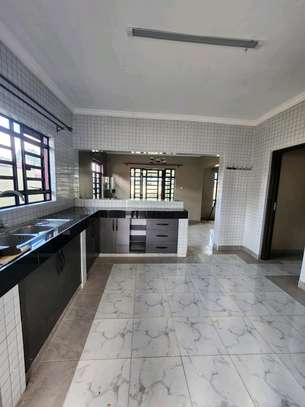 Brand New 3 bedrooms bungalow for sale in Ngong Kibiko. image 3