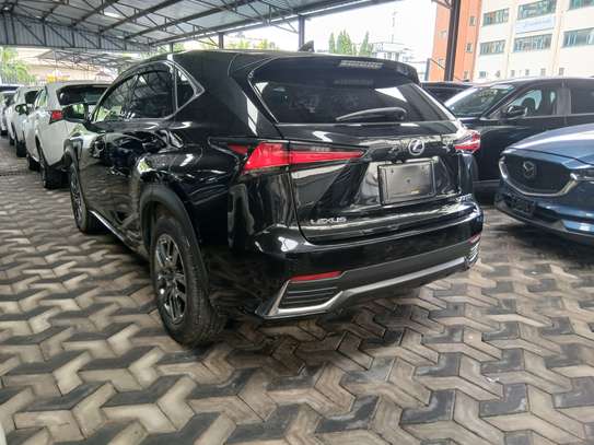 Lexus Nx200h Black image 6