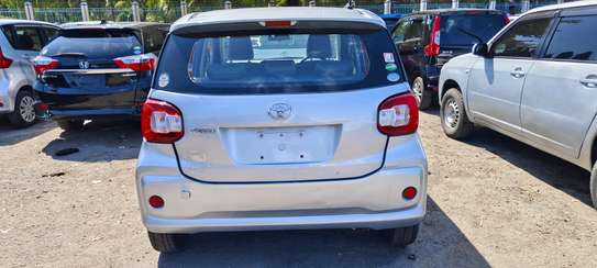 Toyota Passo Silver 2018 image 8