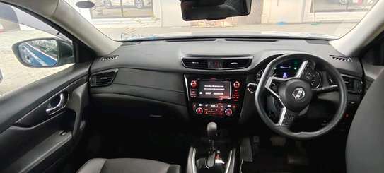 Nissan X-Trail Blue Hybrid 2018 image 9