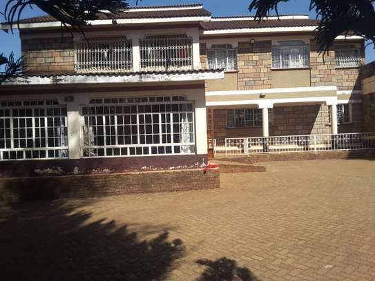 Very Spacious 6 BR House plus Sqs in Ngong image 1