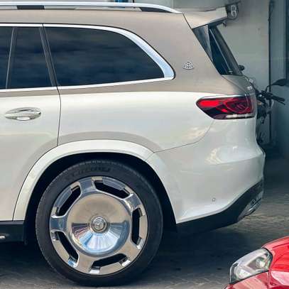 Mercedes Benz AMG GLS400d Facelift Maybach 2021 image 3