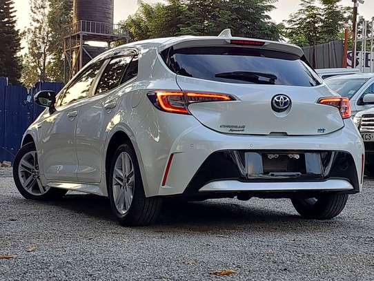 Toyota Corolla sport white color fully loaded 2019 model. image 7