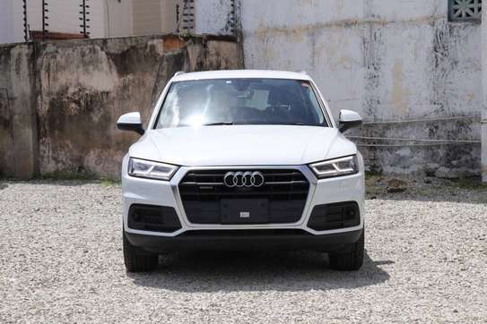 AUDI Q5 image 6