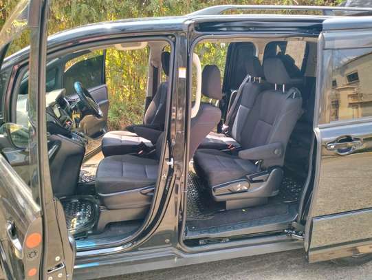 TOYOTA NOAH NEW SHAPE 2015 MODEL. image 12
