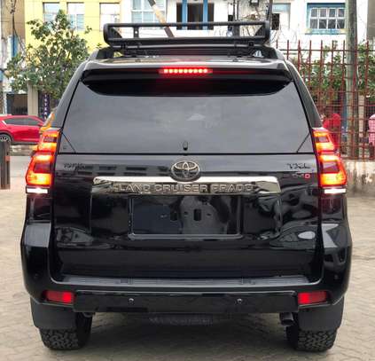 Toyota land Cruiser Prado TX-L Diesel 2021 image 14