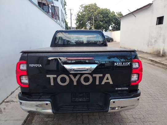Toyota Hilux double cabin for sale in Kenya image 5