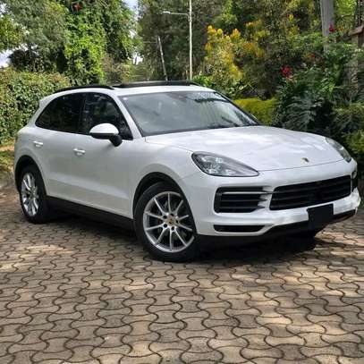 2018 Porsche cayenne image 15
