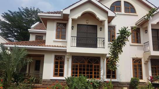 4 Bed Townhouse with Garden at Ndoto Road image 2