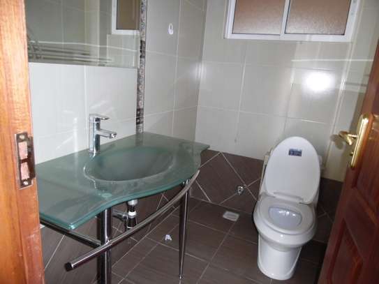 3 Bed Apartment with En Suite at Kileleshwa image 15