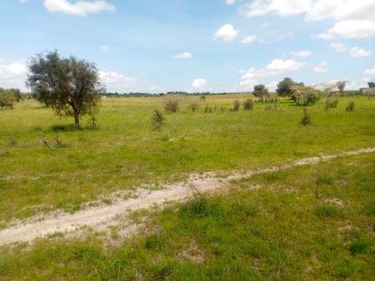 3.5 Acres In Malili Along Mombasa Road Is On Quick Sale image 2