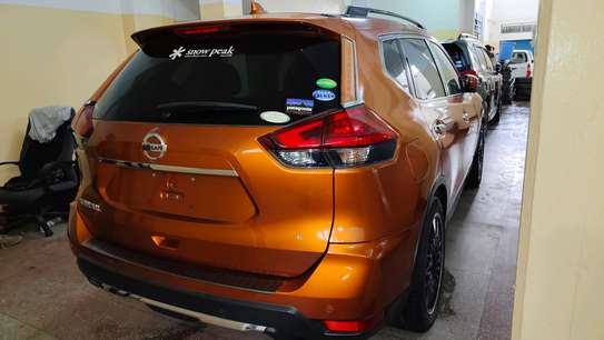 Nissan X-trail Orange 2018 4wd image 11