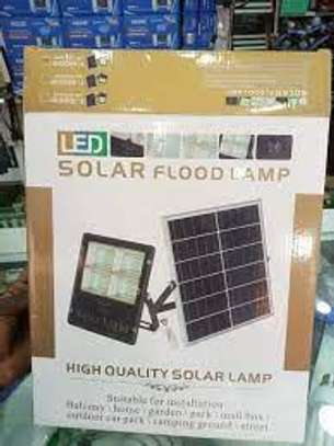 solar floodlight  100 watts image 1