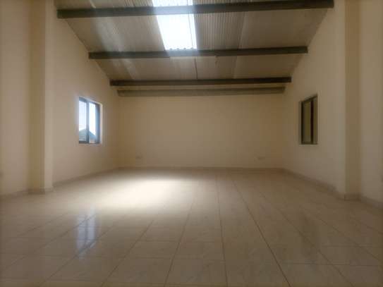 7,616 ft² Warehouse with Fibre Internet in Eastern ByPass image 17
