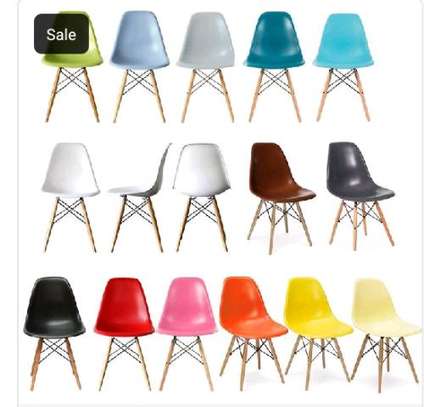 Stable guest chair image 1