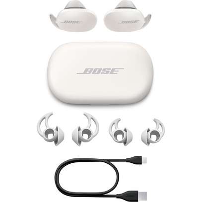 Bose QuietComfort Noise-Canceling True Wireless In-Ear Headphones (Soapstone) image 4