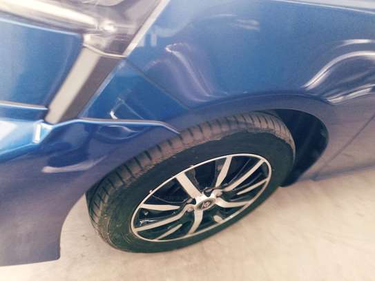Toyota Sienta non hybrid 2017 blue image 4