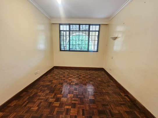 4 Bed Apartment with En Suite in Riverside image 14