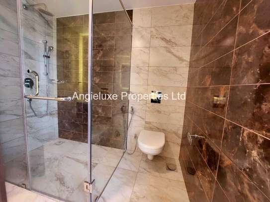 3 Bed Apartment with En Suite at Brookside Drive image 12