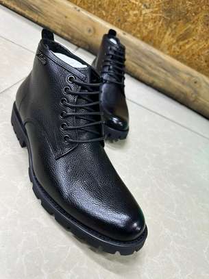 Men Leather 💯 Clark's boots image 8