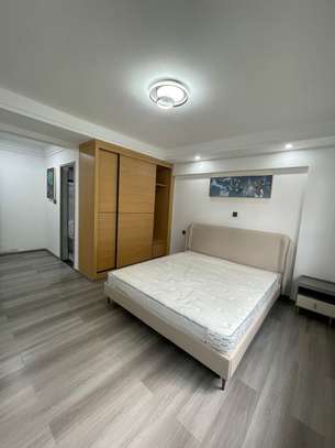 3 Bed Apartment with En Suite in Lavington image 7