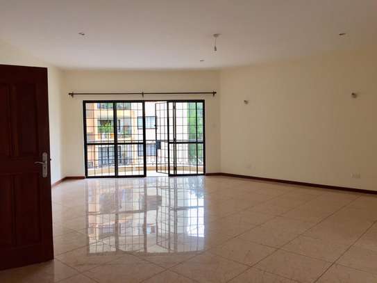 3 bedroom apartment for rent in Riverside image 5