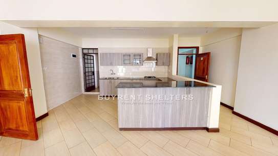 3 Bed Apartment with En Suite at Mountain View image 14
